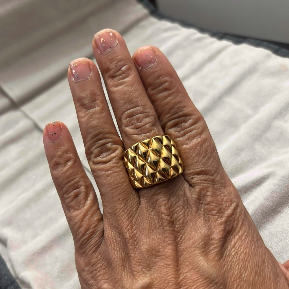 Amore Quilted Chevron Tapered Statement Ring Brass 14K Yellow Goldplated Sz 7.5